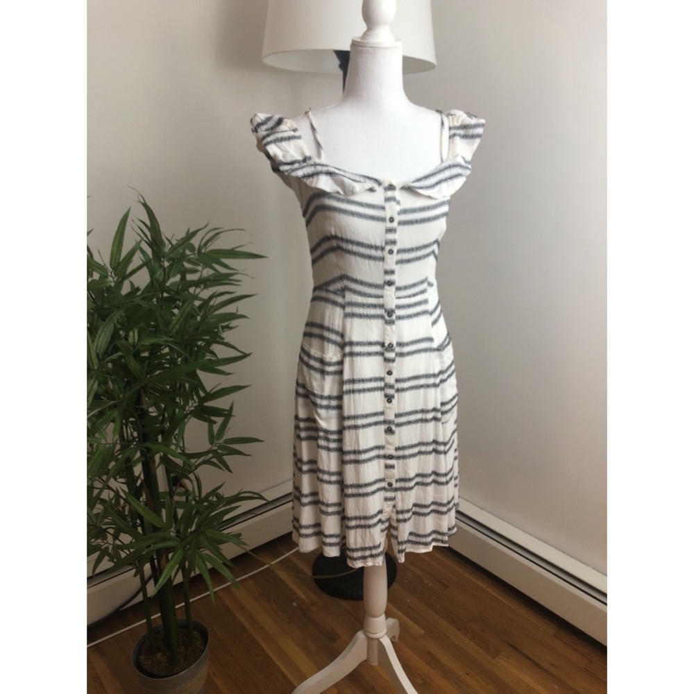 ASTR the Label spring dress